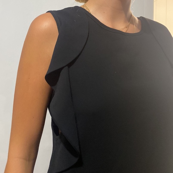 Sonia. By Sonia RYKIEL. The perfect black dress. Can be used for work or a date. - Picture 6 of 10